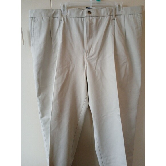 NWT MENS VanHusen W42/L29 Classic Fit-Wrinkle Free-Dress Pants "Stone" Light Tan - Picture 2 of 16